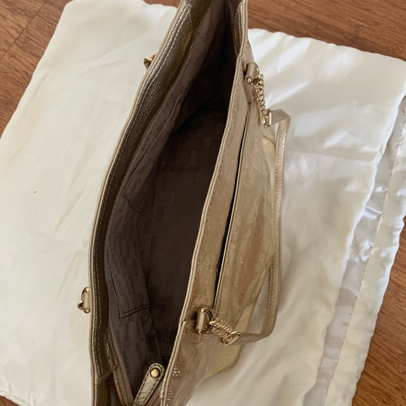 Gold metallic Michael Kors bag - Picture 7 of 7